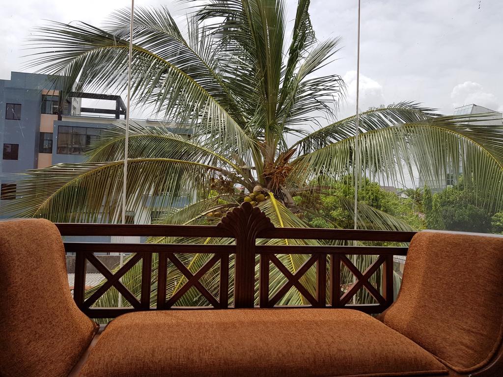 Thambili Island @ Stubbs Hotell Colombo Exteriör bild